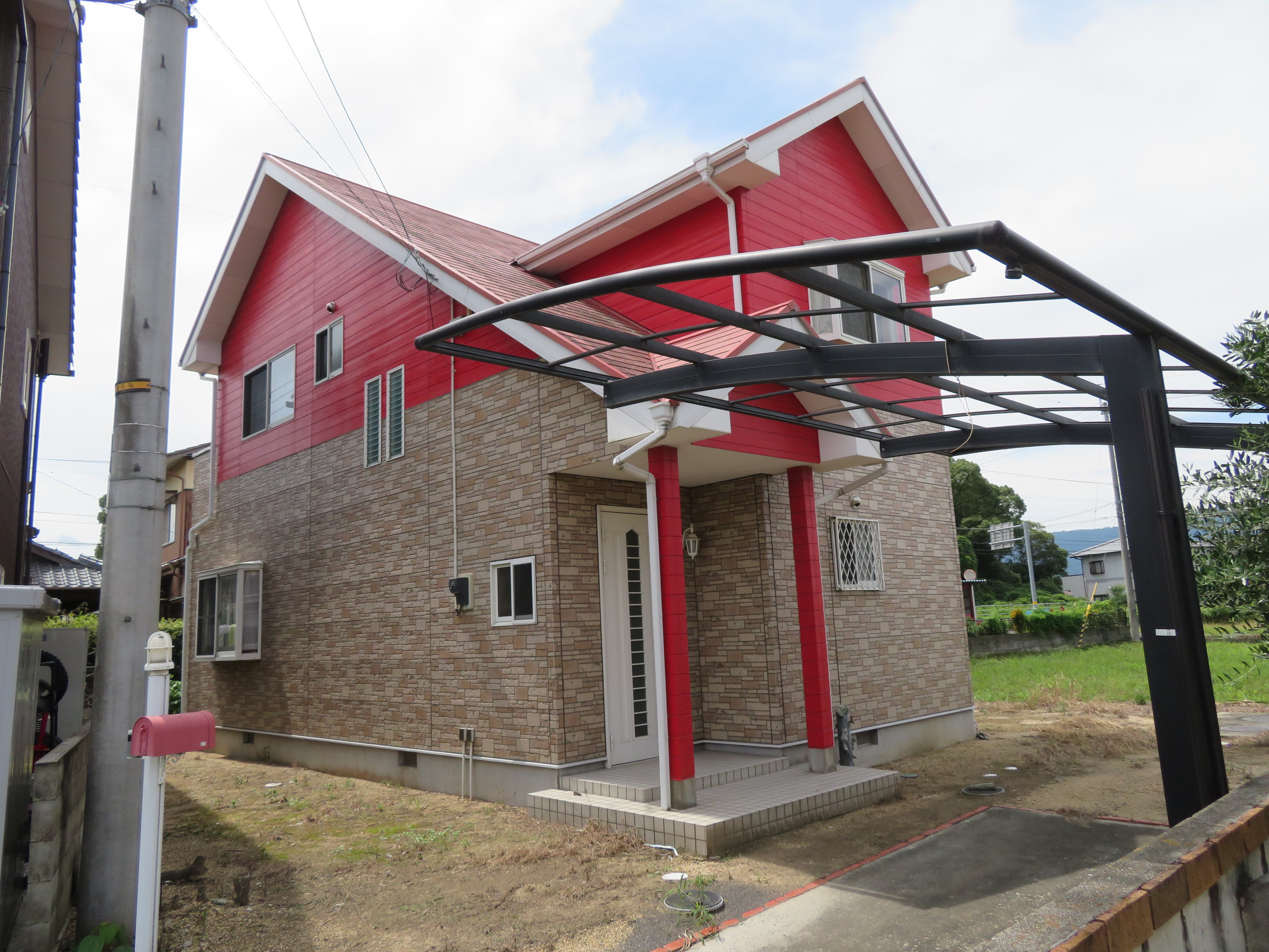 丸亀市綾歌町岡田西の戸建て物件です。