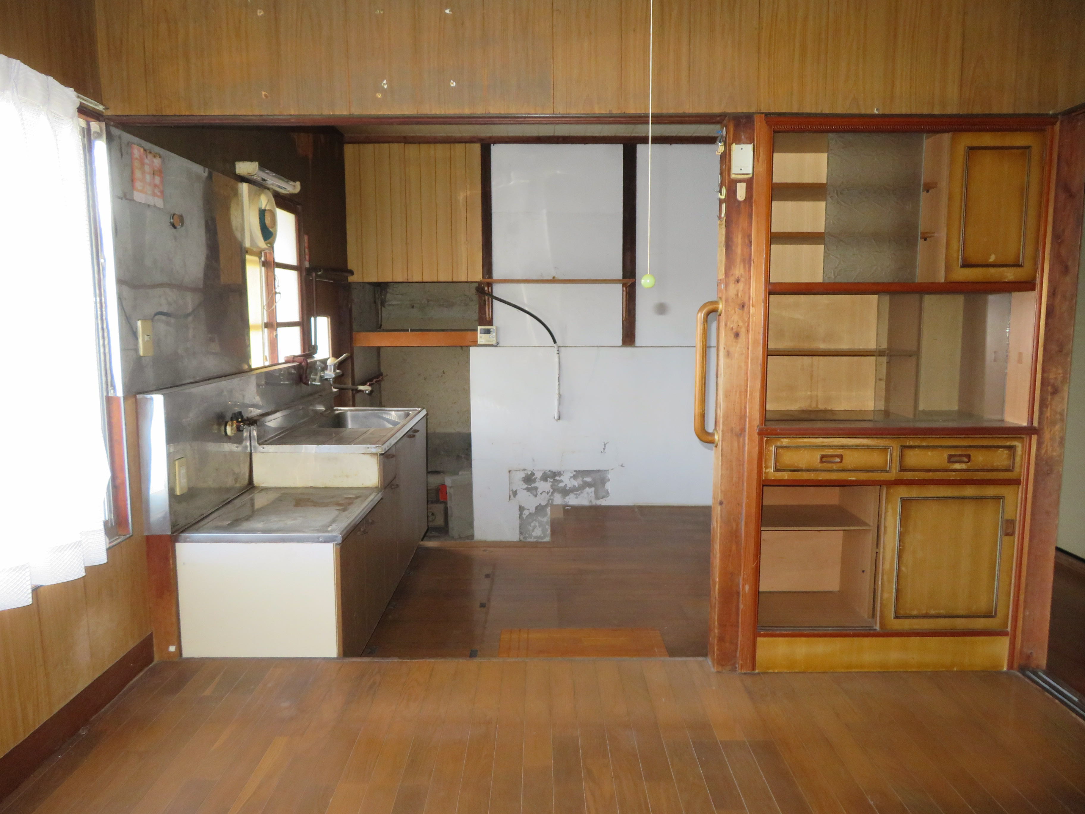 ＜居宅＞観音寺市粟井町の戸建て物件です。