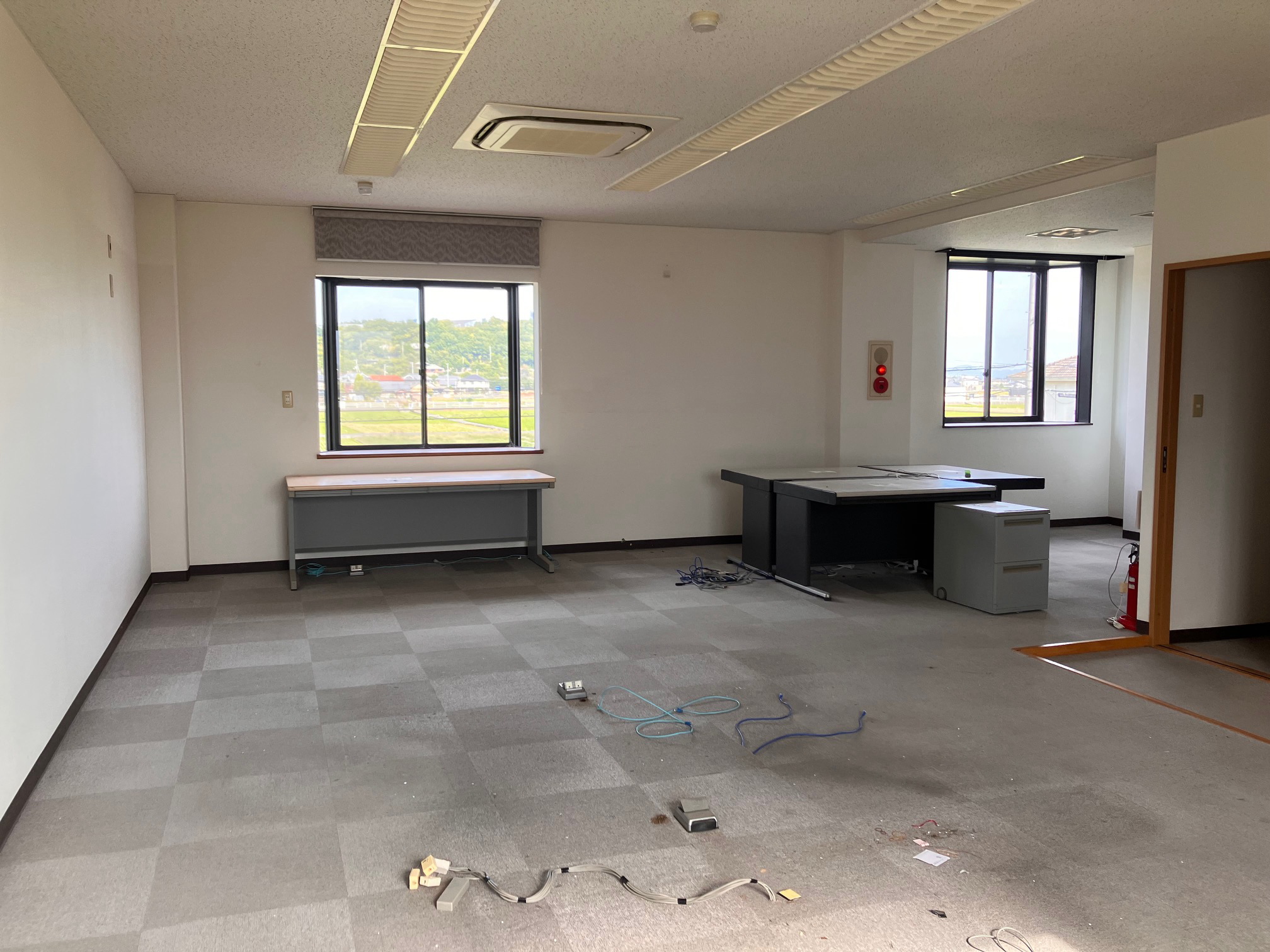 <売倉庫事務所>多度津町山階の売倉庫物件です