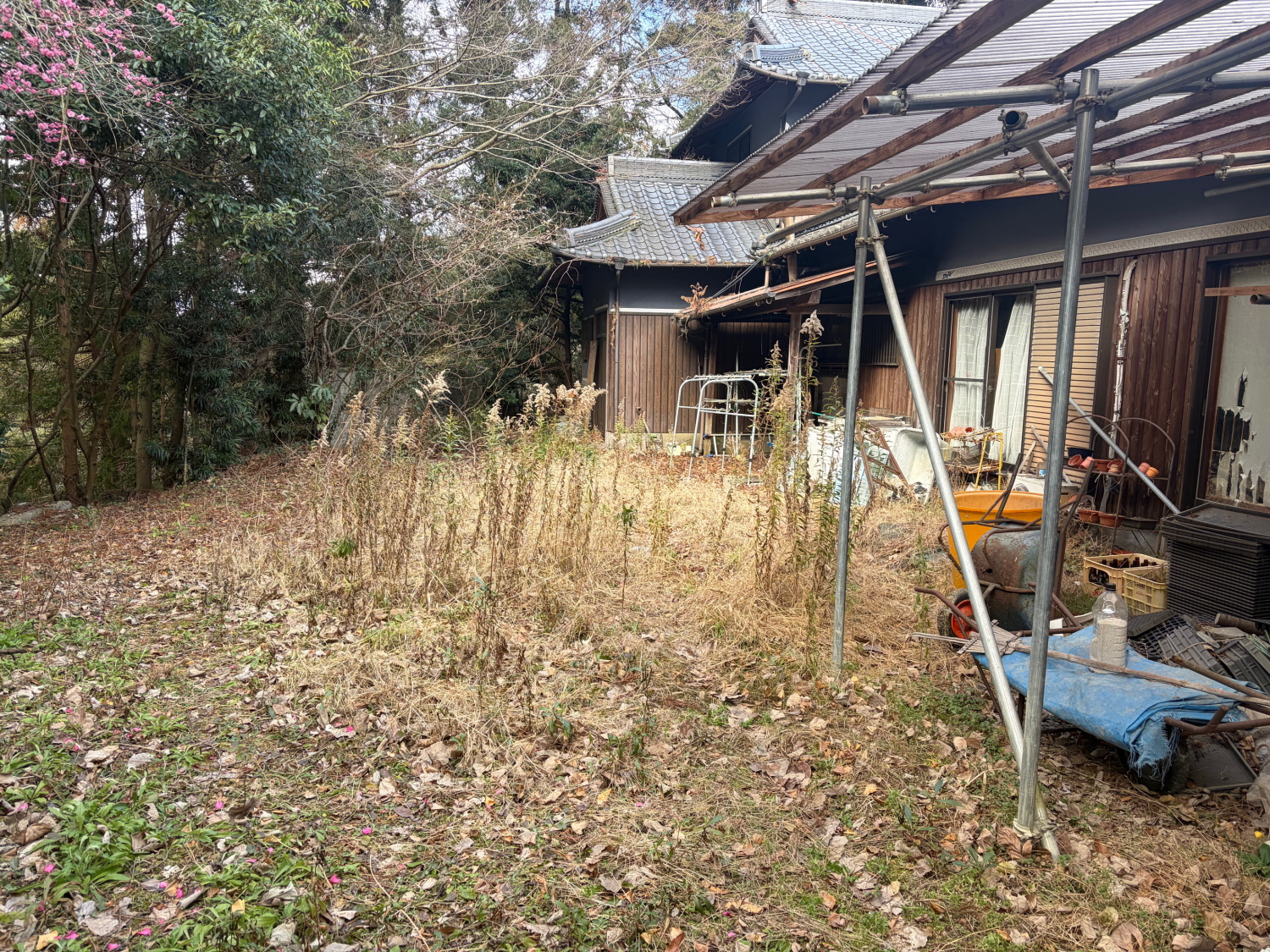 ＜居宅＞まんのう町塩入の戸建て物件です